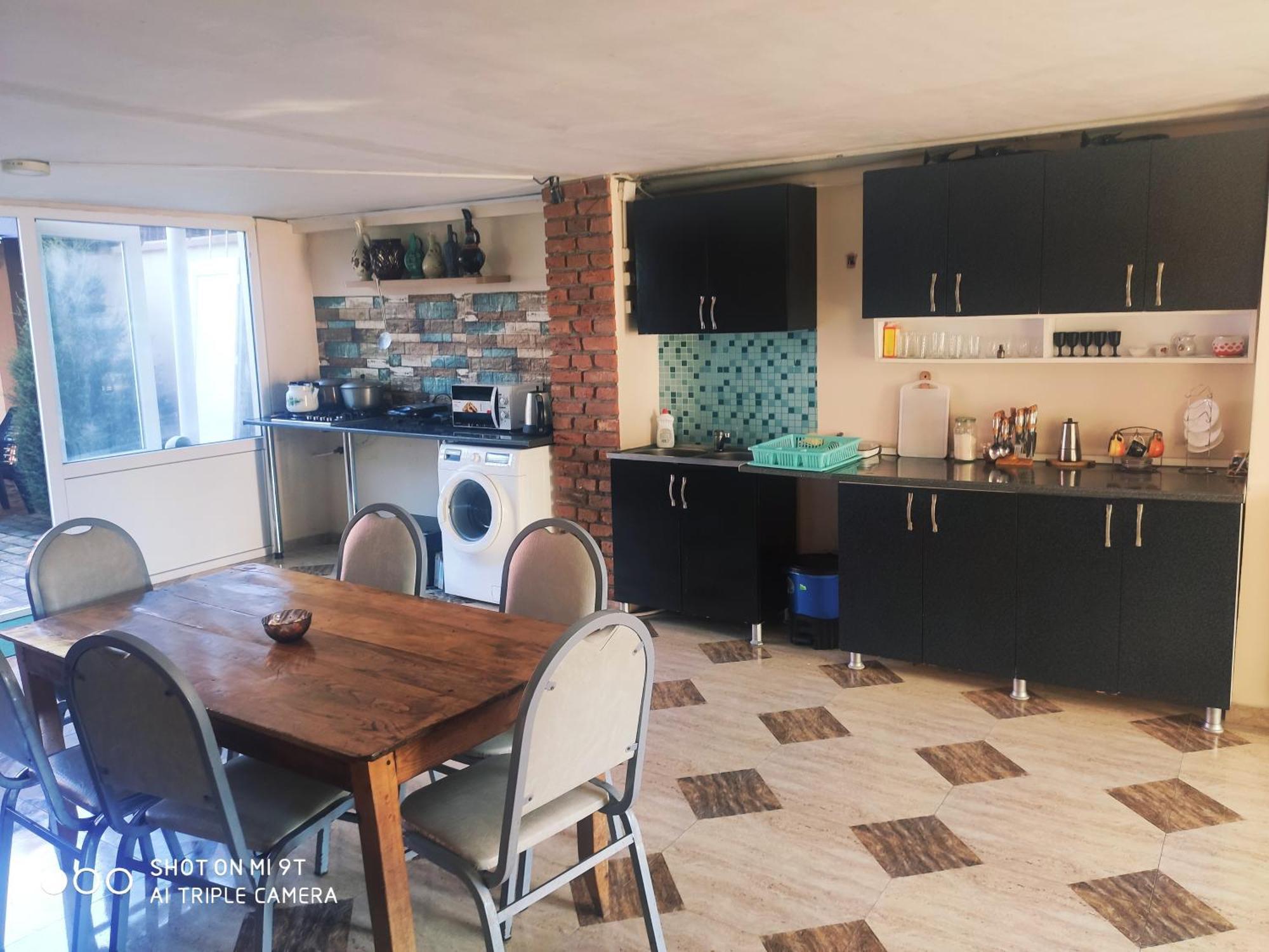 Guesthouse Mery كوبوليتي المظهر الخارجي الصورة