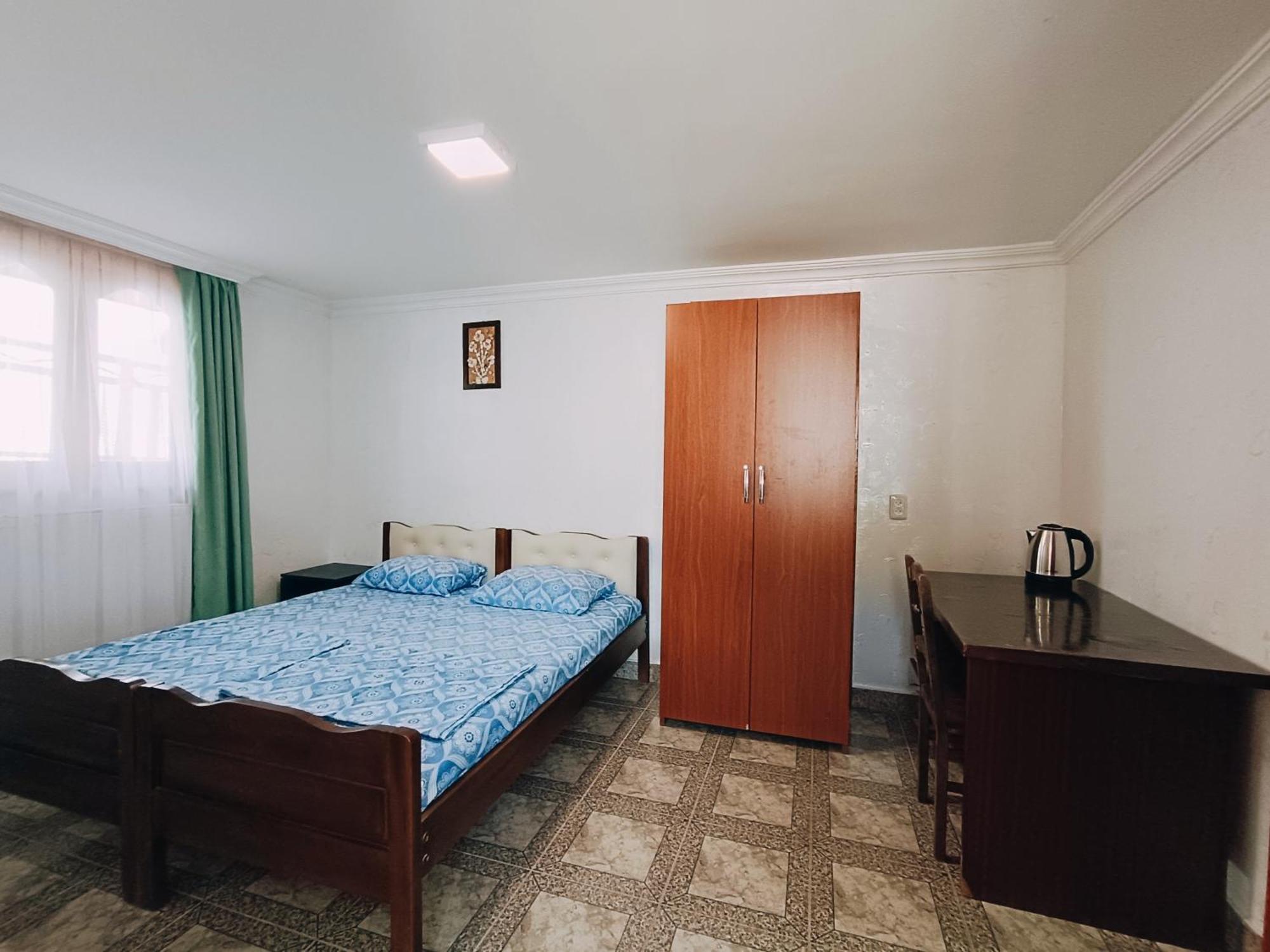 Guesthouse Mery كوبوليتي المظهر الخارجي الصورة