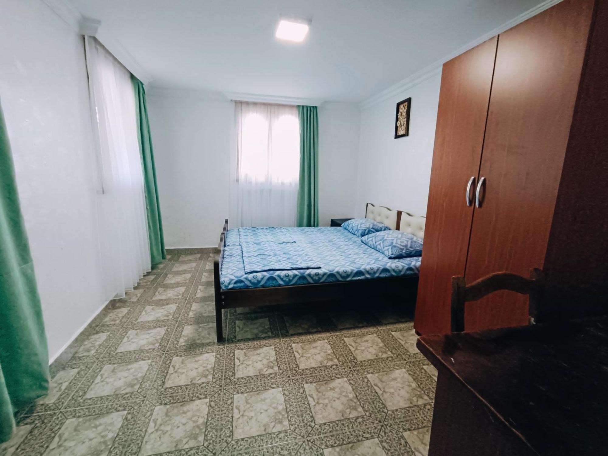 Guesthouse Mery كوبوليتي المظهر الخارجي الصورة