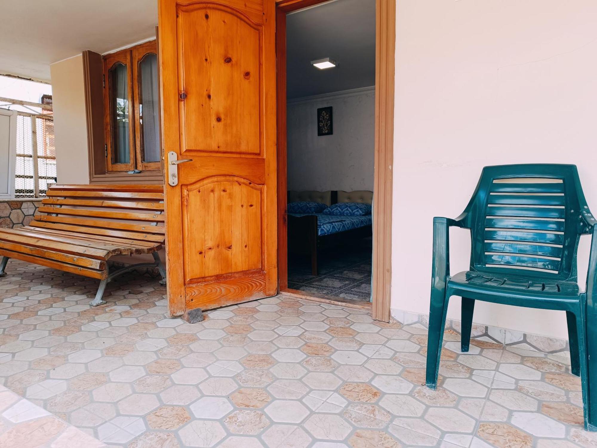 Guesthouse Mery كوبوليتي المظهر الخارجي الصورة