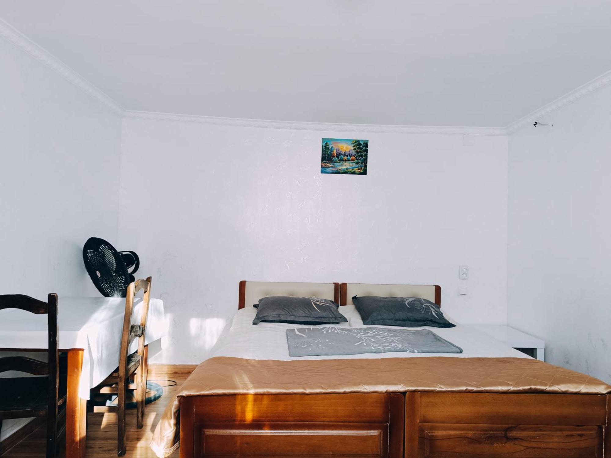 Guesthouse Mery كوبوليتي المظهر الخارجي الصورة