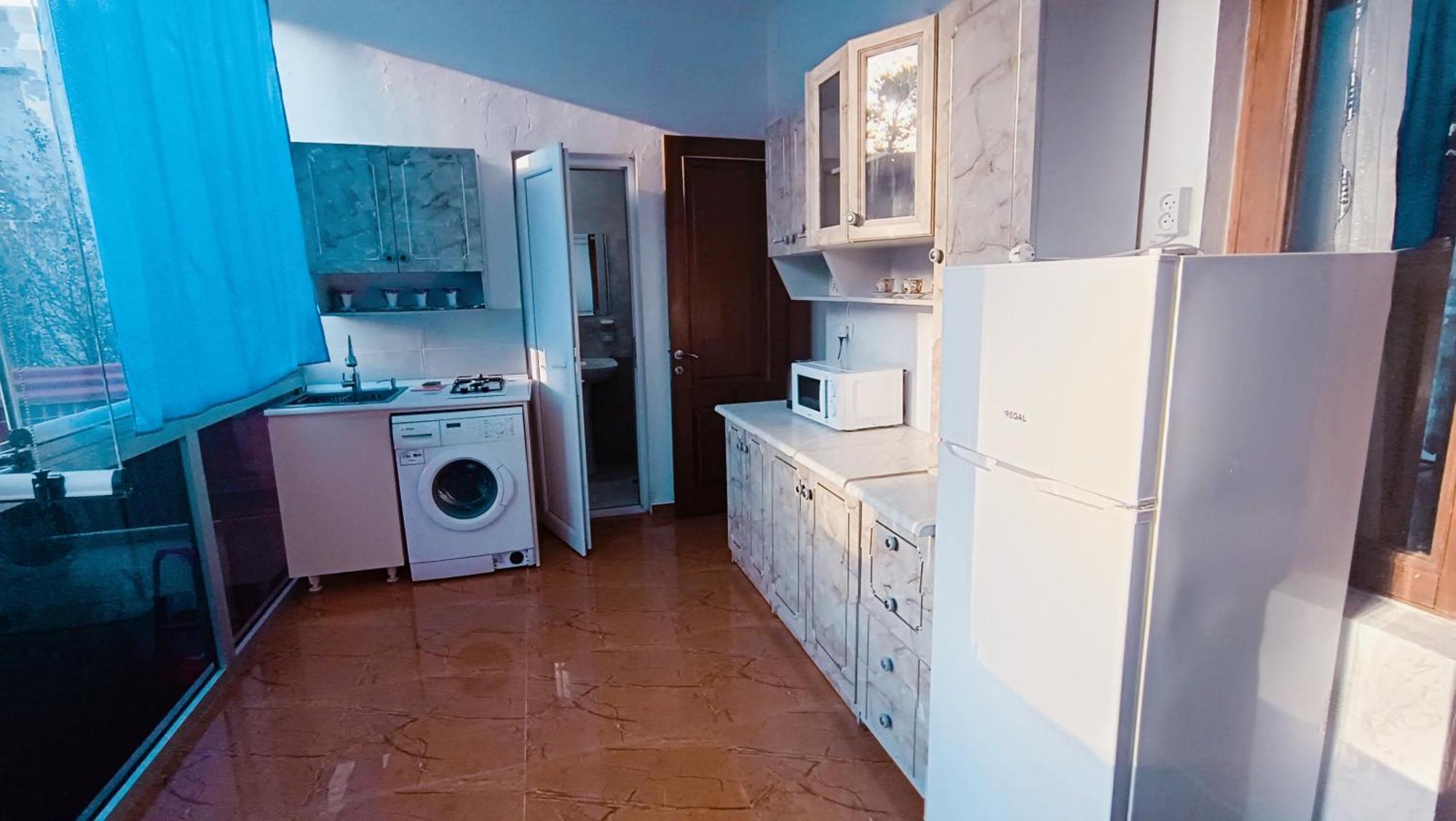 Guesthouse Mery كوبوليتي المظهر الخارجي الصورة